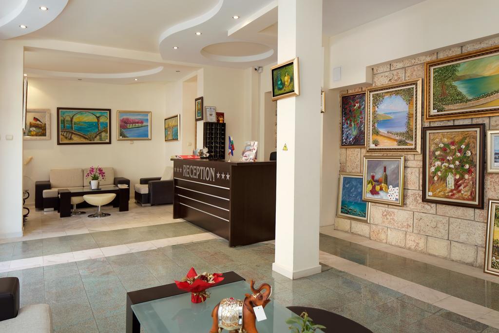 Peshev Family Hotel Несебр Экстерьер фото